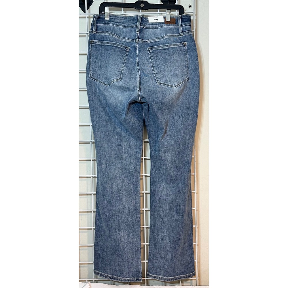 Judy Blue American Honey Mid-Rise stretch bootcutJeans Light Wash  size 14W - Picture 3 of 12